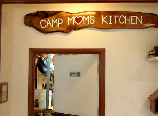 camp-moms-kitchen